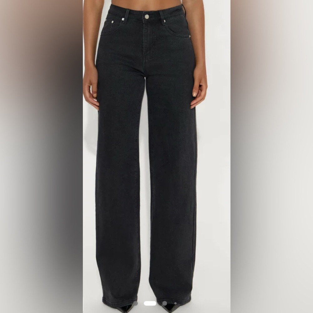 Fashion Nova Black Straight Leg Jeans